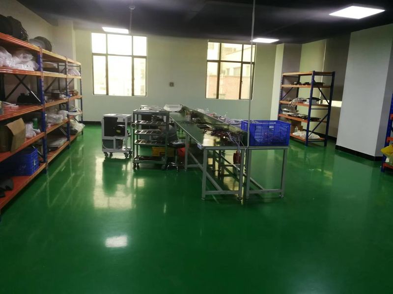 Guangzhou Lizhirun Technology Development Co., Ltd ligne de production du fabricant